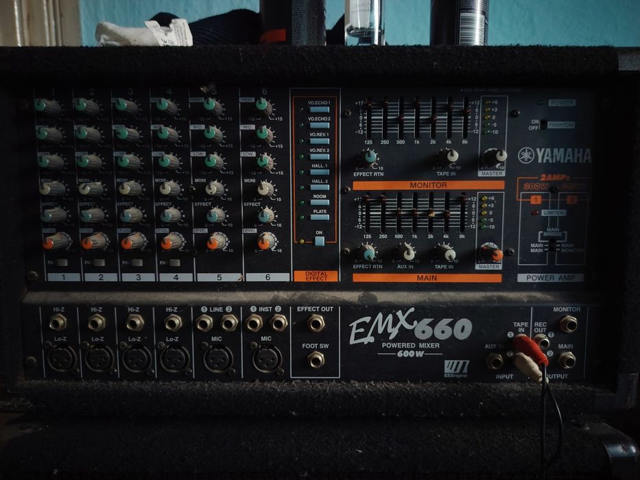 Mixer Yamaha EMX660 + boxe