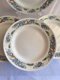 Руски керамични чинии