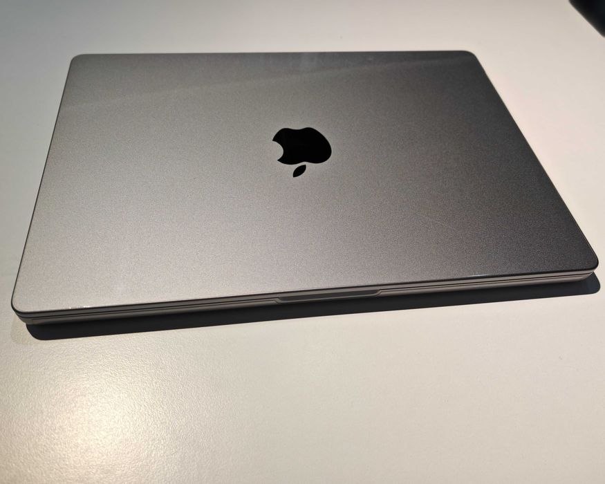 MacBook Pro 14” M3 – 24GB RAM / 1TB SSD