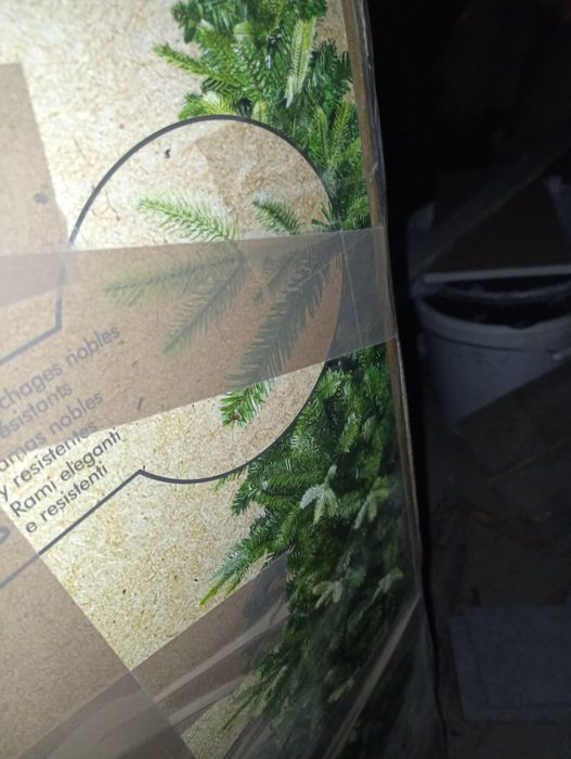 Brad de craciun artificial