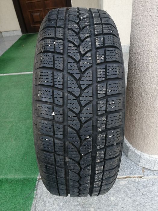 Cauciucuri iarnă 215/60/16