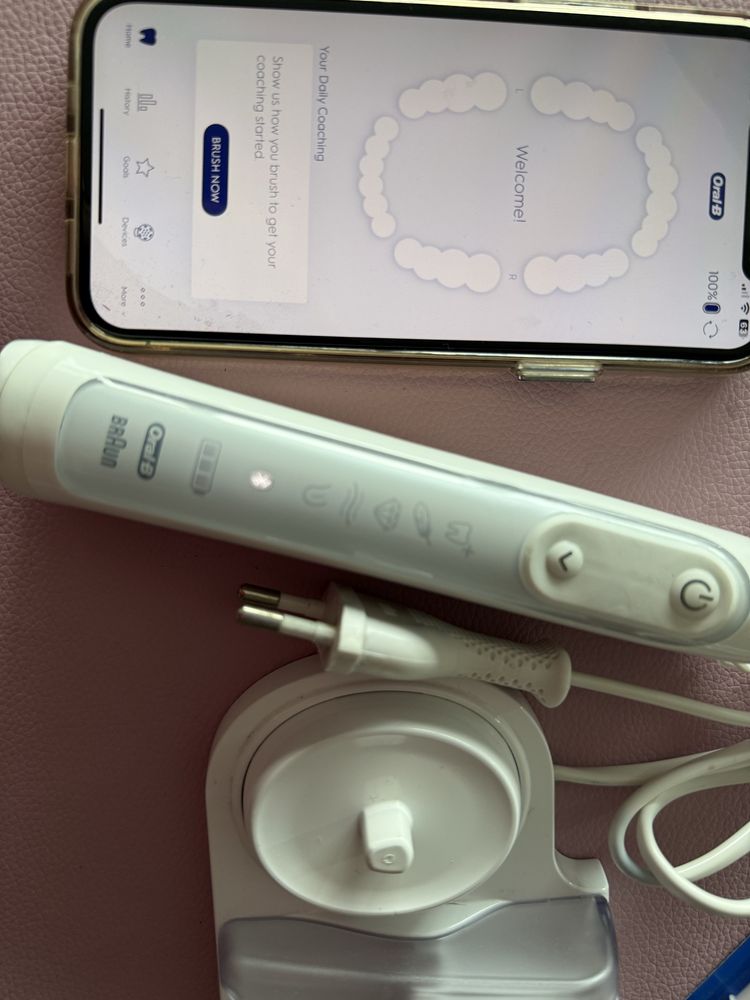 Periuta Oral B 9000