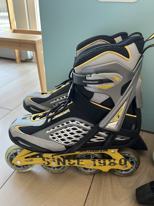 Role rollerblade Astro 70 barbati