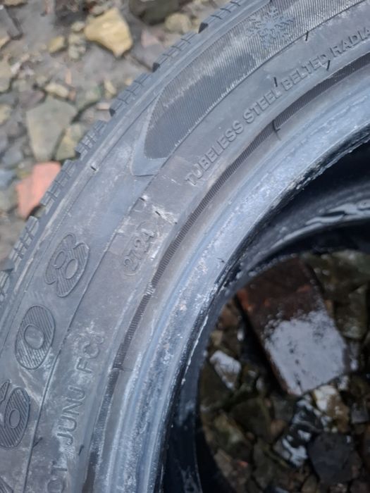 Vand 2 anvelope 245 45 17 goodrip de iarna dot 2023