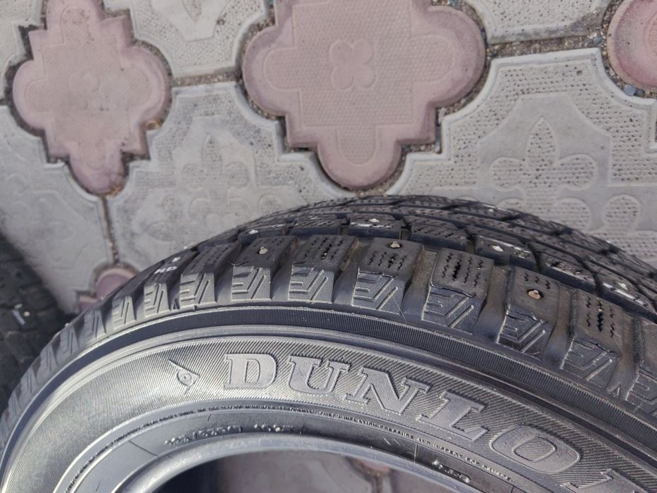 Диски резина, в отличном состоянии Dunlop
