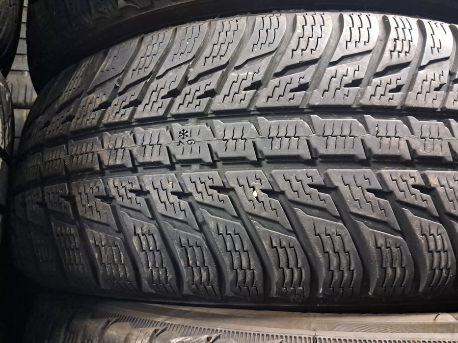Anvelope second iarna 245 65 R17 Nokian