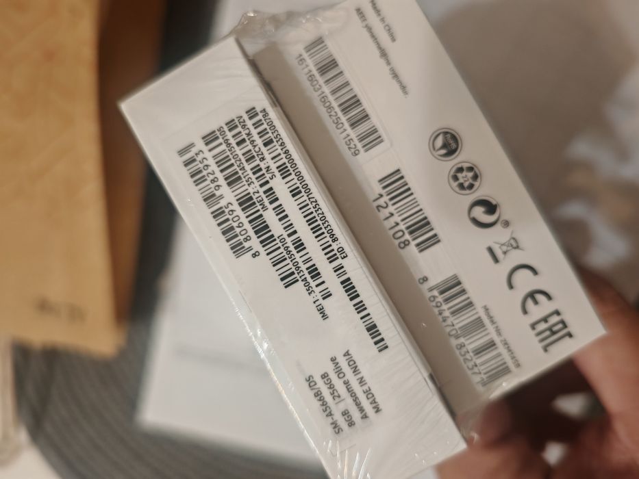 Samsung galaxy a56 256GB чисто НОВ