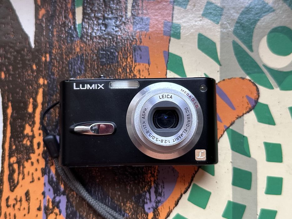 Panasonic Lumix DMC FX3 Leica retro digital