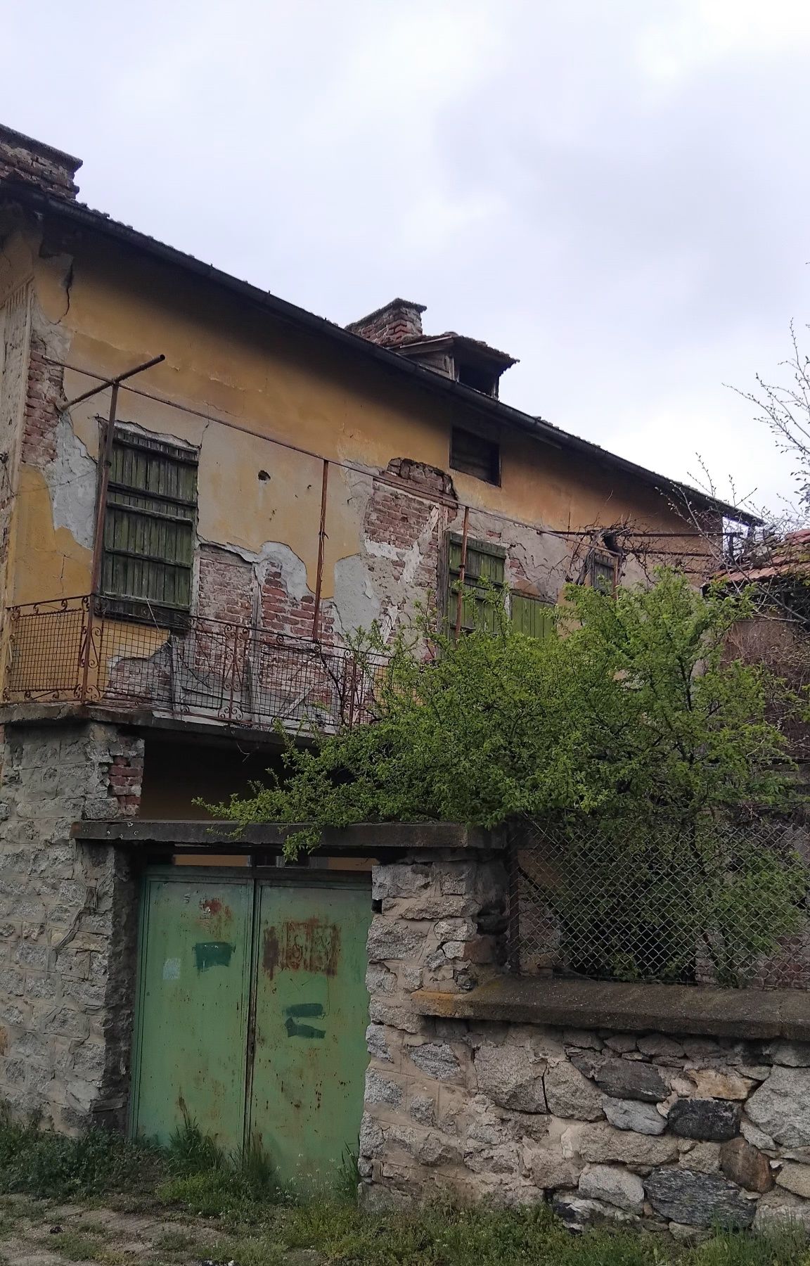 Продава къща в с.Бистрица общ.Дупница