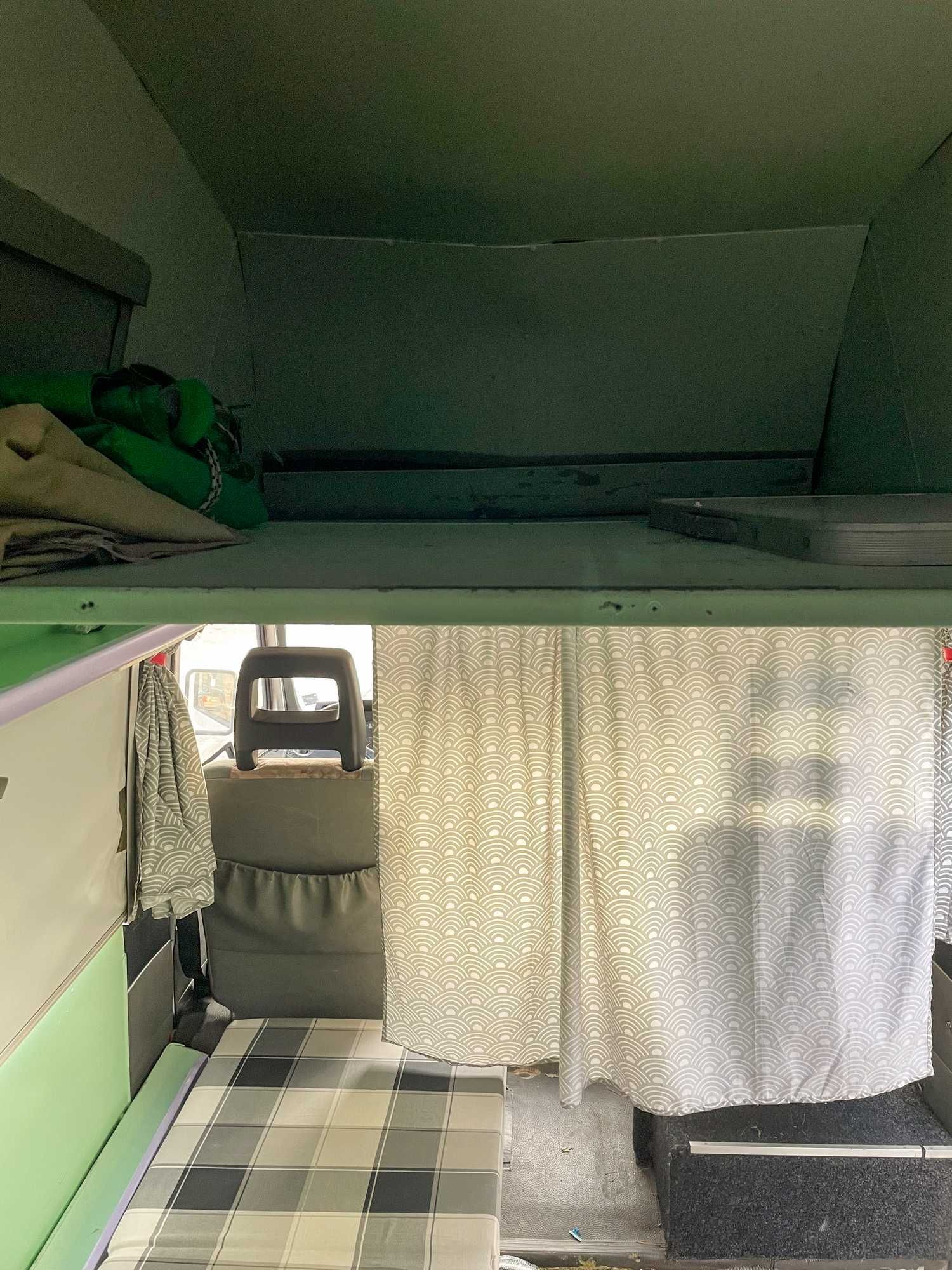 Кемпер ван Mercedes MB100 2.4D Campervan