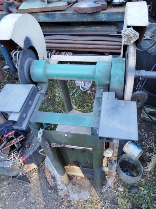 Polizor electric cu masa cu 2 pietre