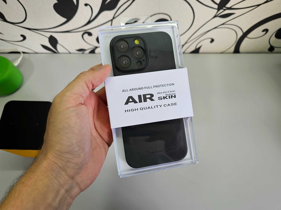 ПРОДАМ К- DOO Air Skin чехол от iPhone 16 PRO MAX. Абсолютно НОВОЕ