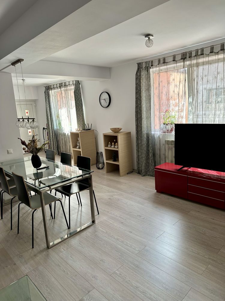 Apartament centru inchiriere