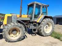 Dezmembrez Tractor Renault 180-94