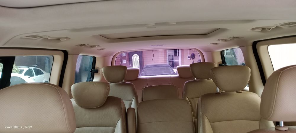 Hyundai Grand Starex
