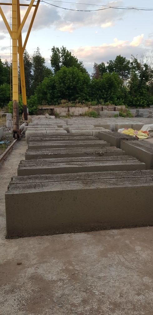 Beton mahsulotlari plita stolba lotok bardyur sokolni blok kalodes