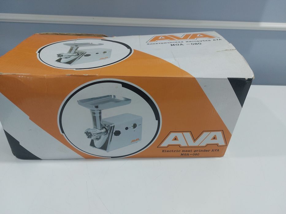 Срочно продаётся эл мясорубка