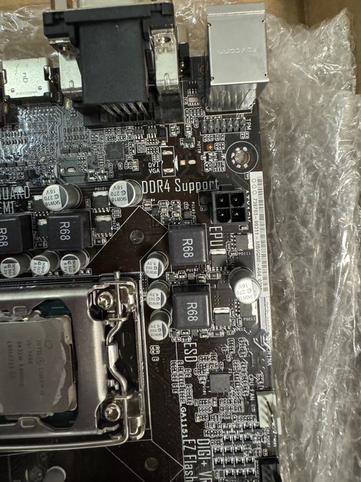 Placa de baza pc calculator 1151 v1 Asus H110m +I5 7400 Ddr4