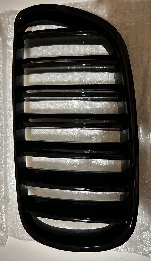 Решетки за bmw e83