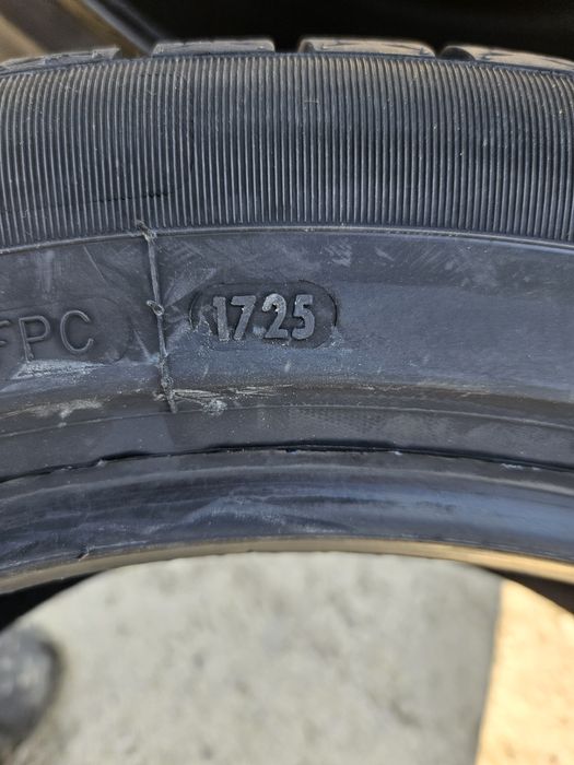 Vând anvelope iarna 225/50/17 225/50r17