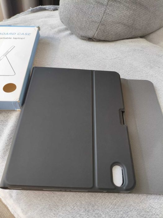 Carcasă Vobafe cu tastatură pentru iPad Air 11"/10.9"  Negru