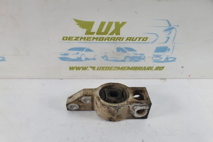 Suport Brat trapez stanga fata 1k0199231j Skoda Octavia 2 seria
