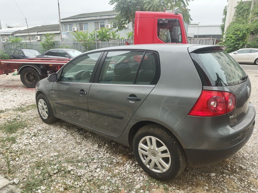 VW Golf V 1.9 105 кс на части