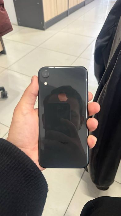 Iphone XR  сотилади