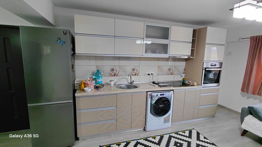 Apartament de închiriat zona Bistrița Lac