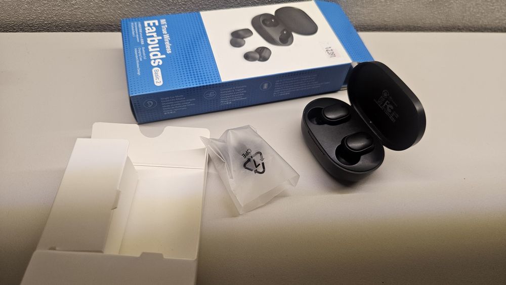 Продам беспроводные наушники