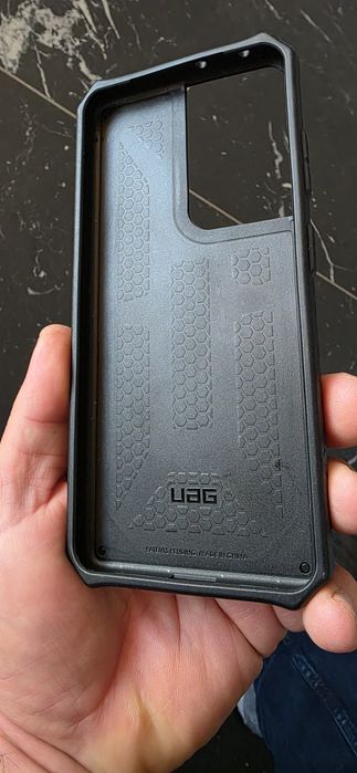 Husa UAG Monarch red S21 Ultra originala noua nefolosita