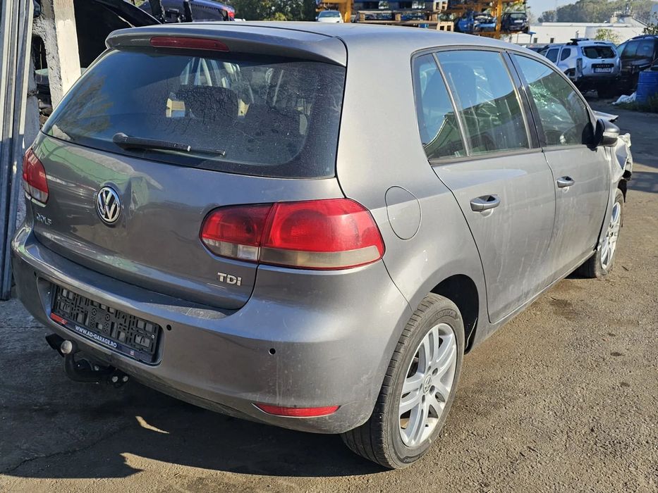 Dezmembrez Volkswagen Golf 6 generation [2008-2015] 2.0 tdi CBDC 109 cp