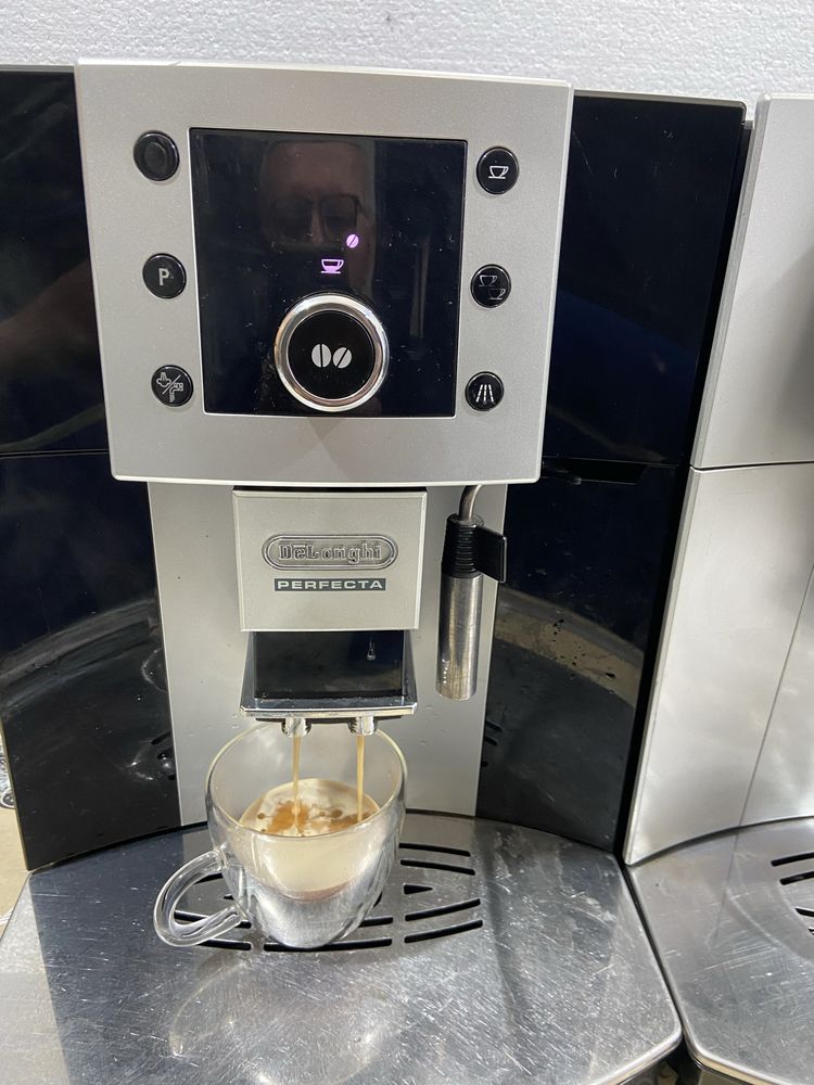 Espresor cafea Delonghi perfecta