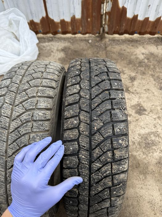 Продам покрышки Viatti 175/65 R14 2шт
