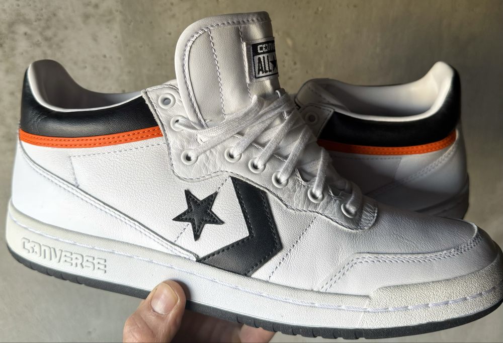 Vand tenisi converse