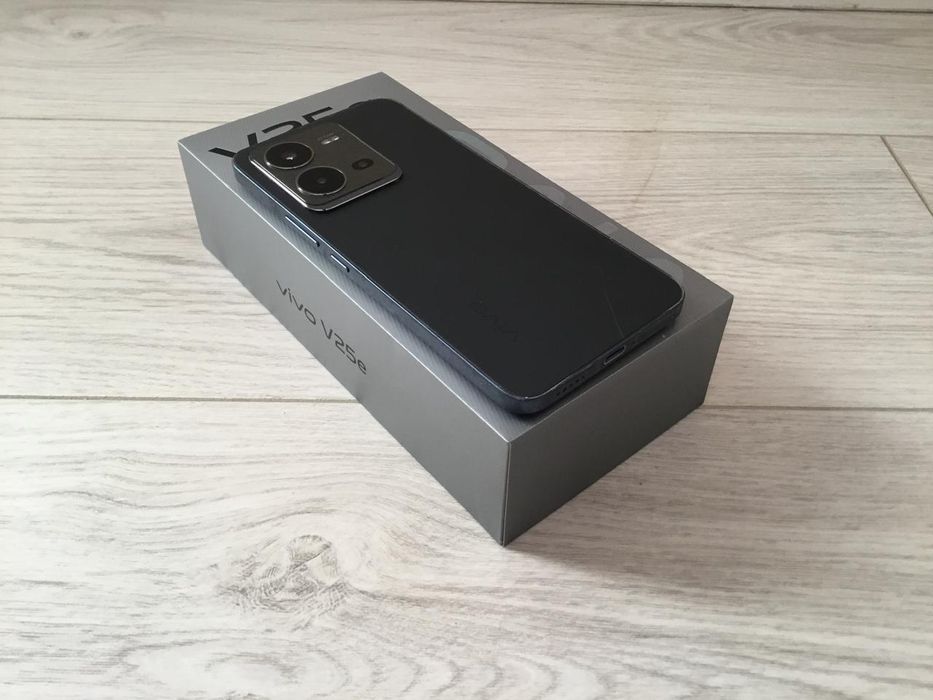 Vivo v25e на запчасти