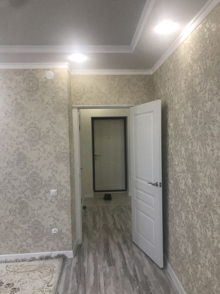 Продам 1-комнатную квартиру 54 кв м