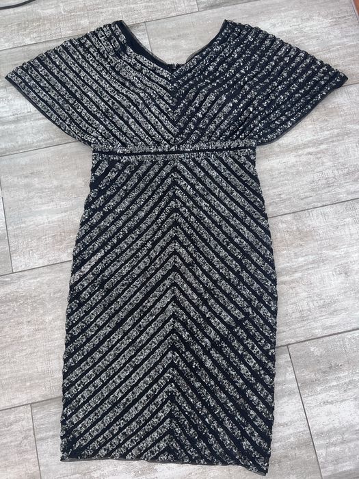 Rochie neagra cu paiete
