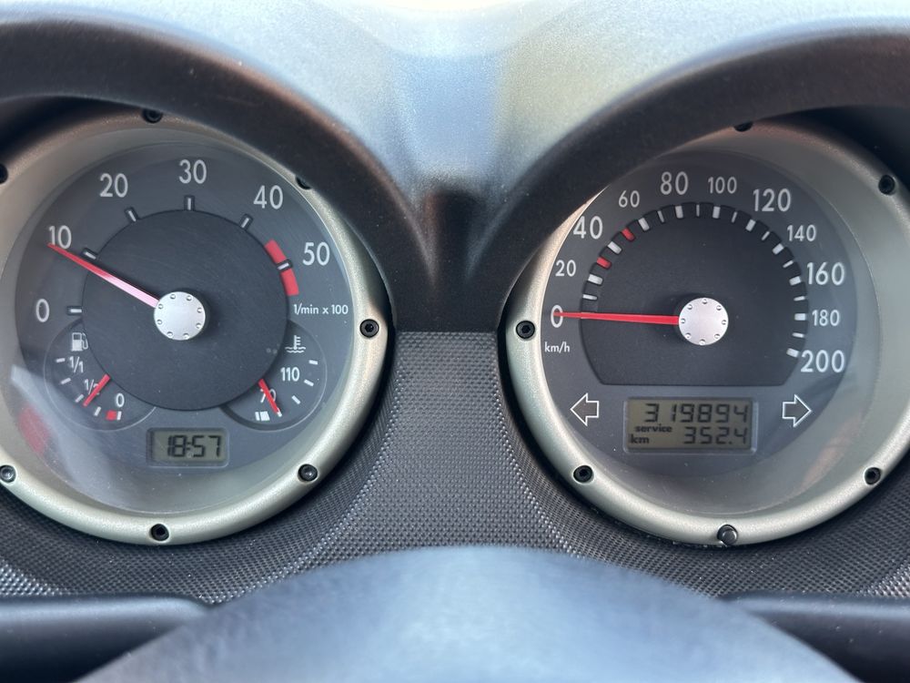 Продавам VW Lupo 1.7 SDI