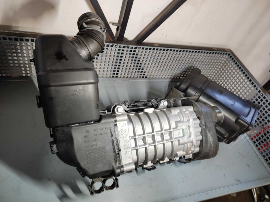 Compresor volkswagen vw 1.4 TSI cod 03c145601b