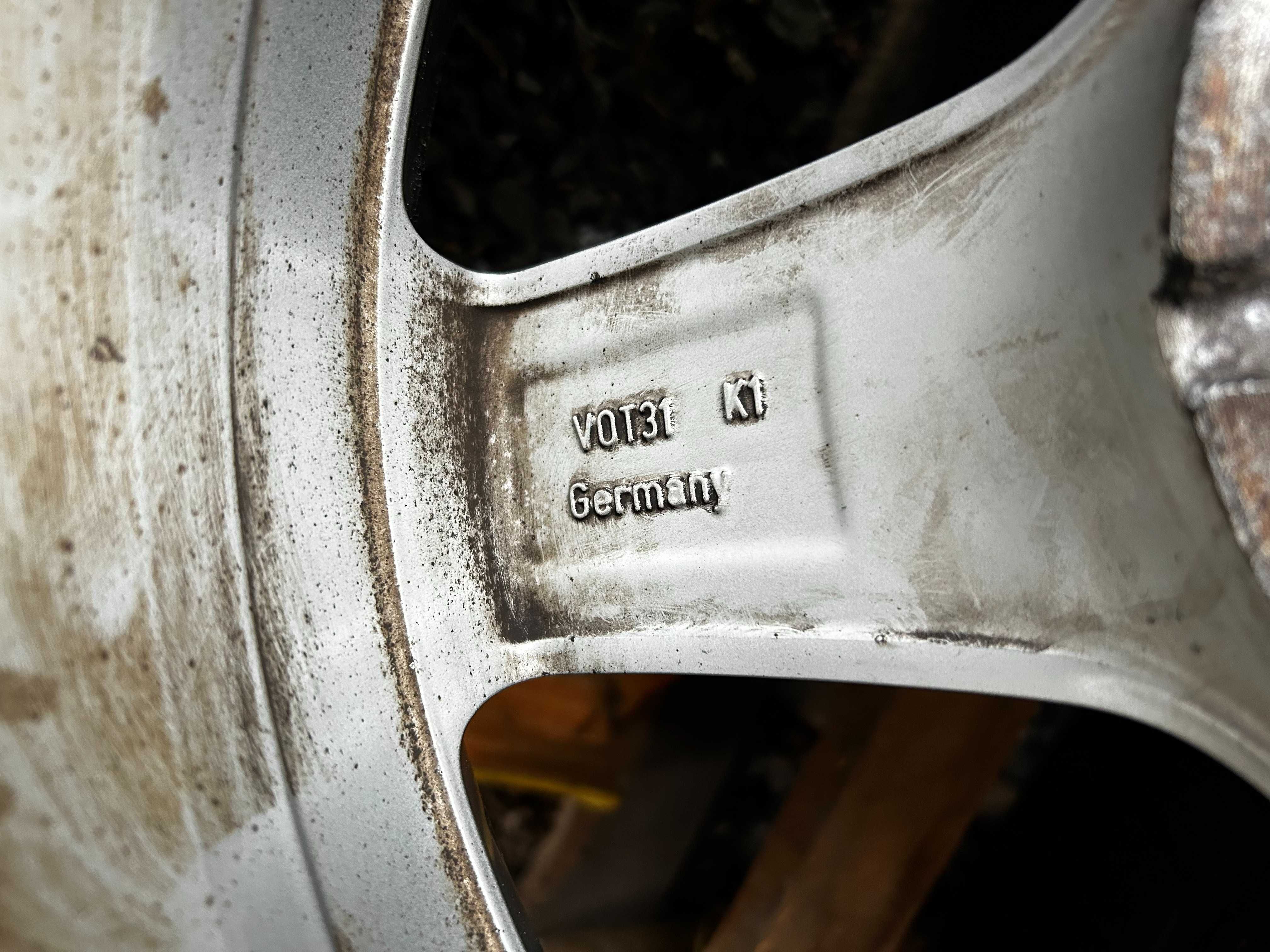 VW 5х112 зимни гуми с джанти Pirelli Sottozero 3 – 215/60 R16