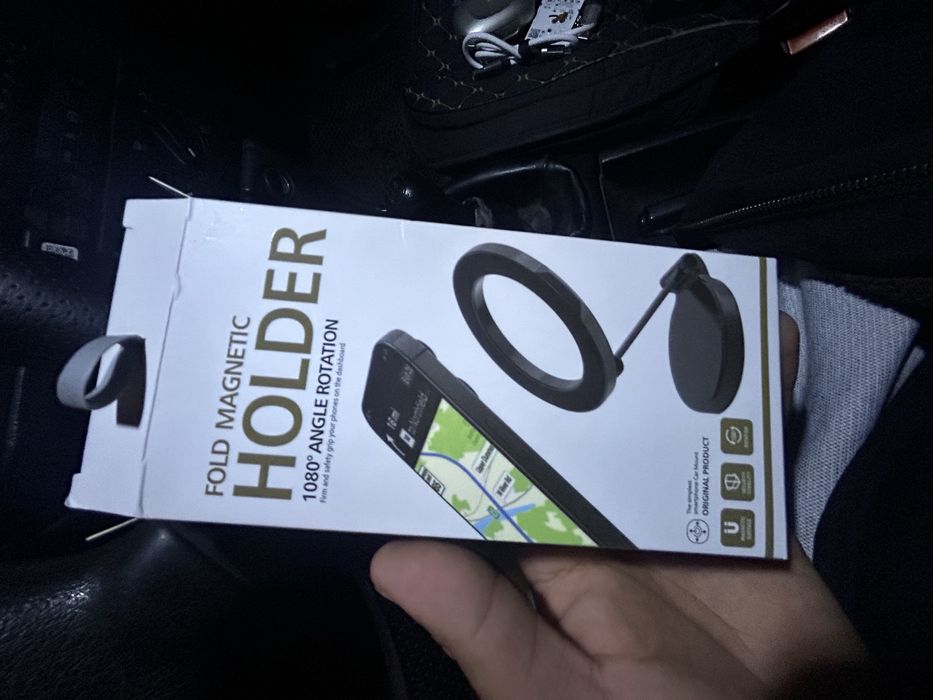 Держатель телефонов доя машины