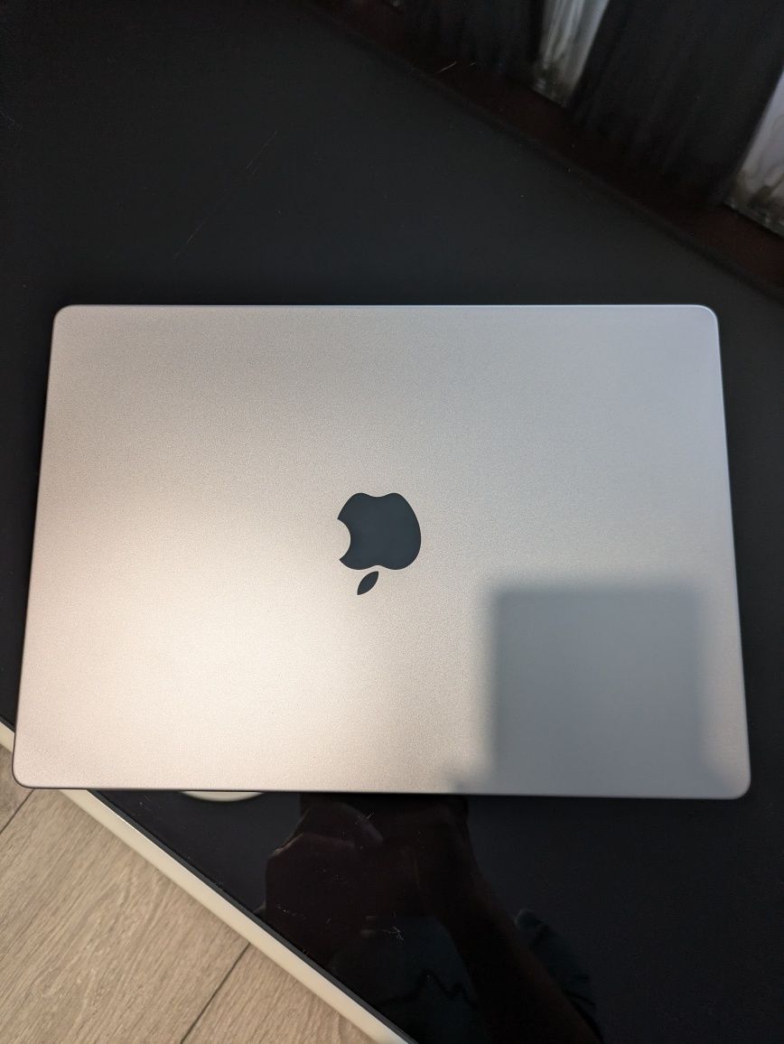 MacBook Pro 14 M1