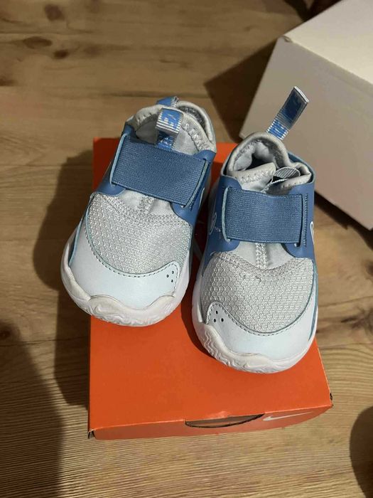 Nike за бебе маратонки