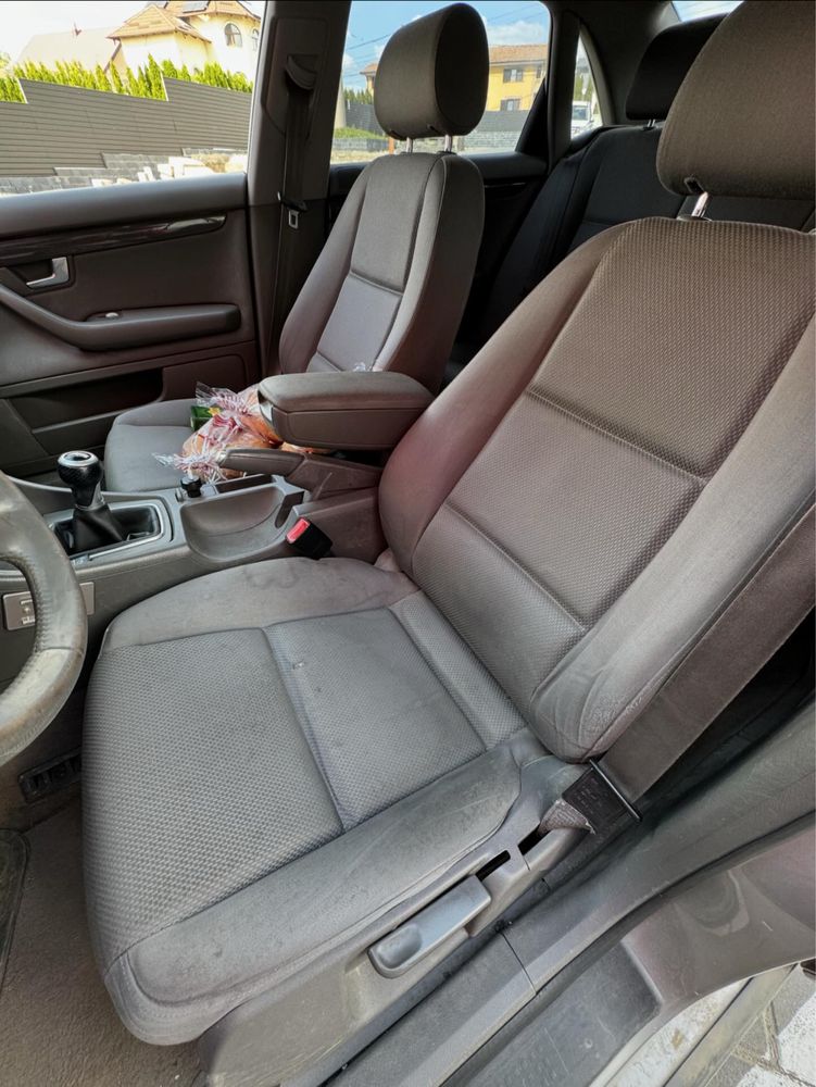 Vand Audi A4 2.0 Benzina 131 cai