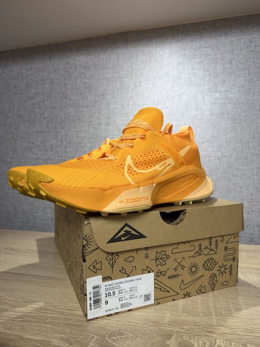 NIKE zoom zegama trail