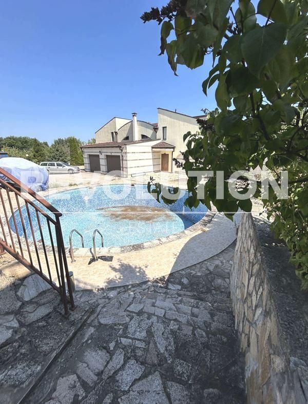 Дава се под наем Къща в к.к. Златни пясъци - 360 кв.м за 2300 € - Снимка #15