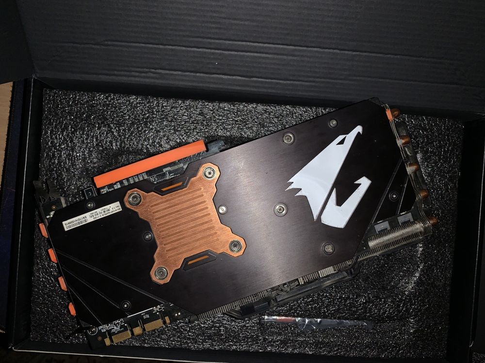 Продаю видеокарту aorus gtx 1080 ti xtreme edition