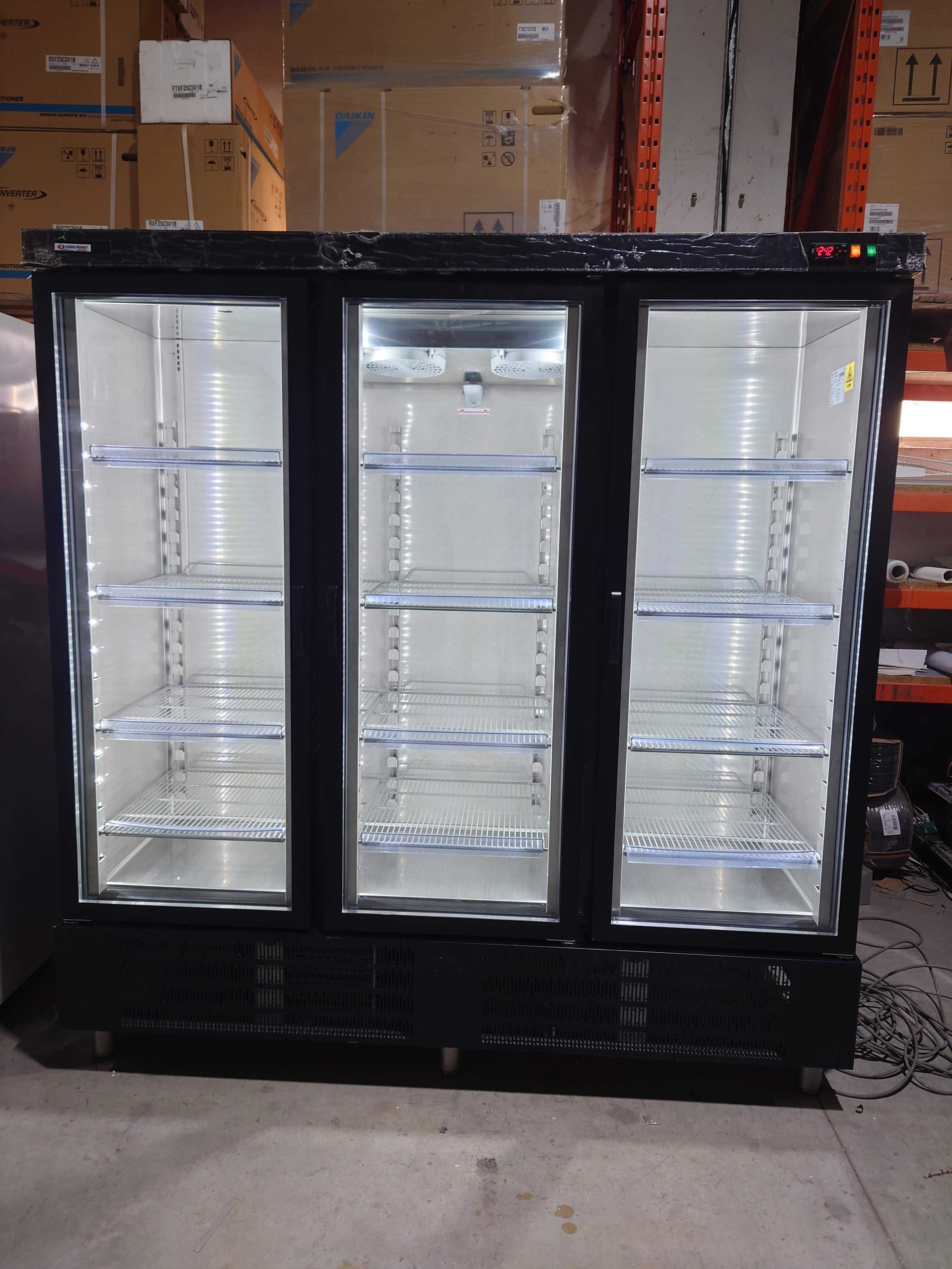 Vitrina verticala refrigerare RVC / 204 cm / 3 USI / NOU