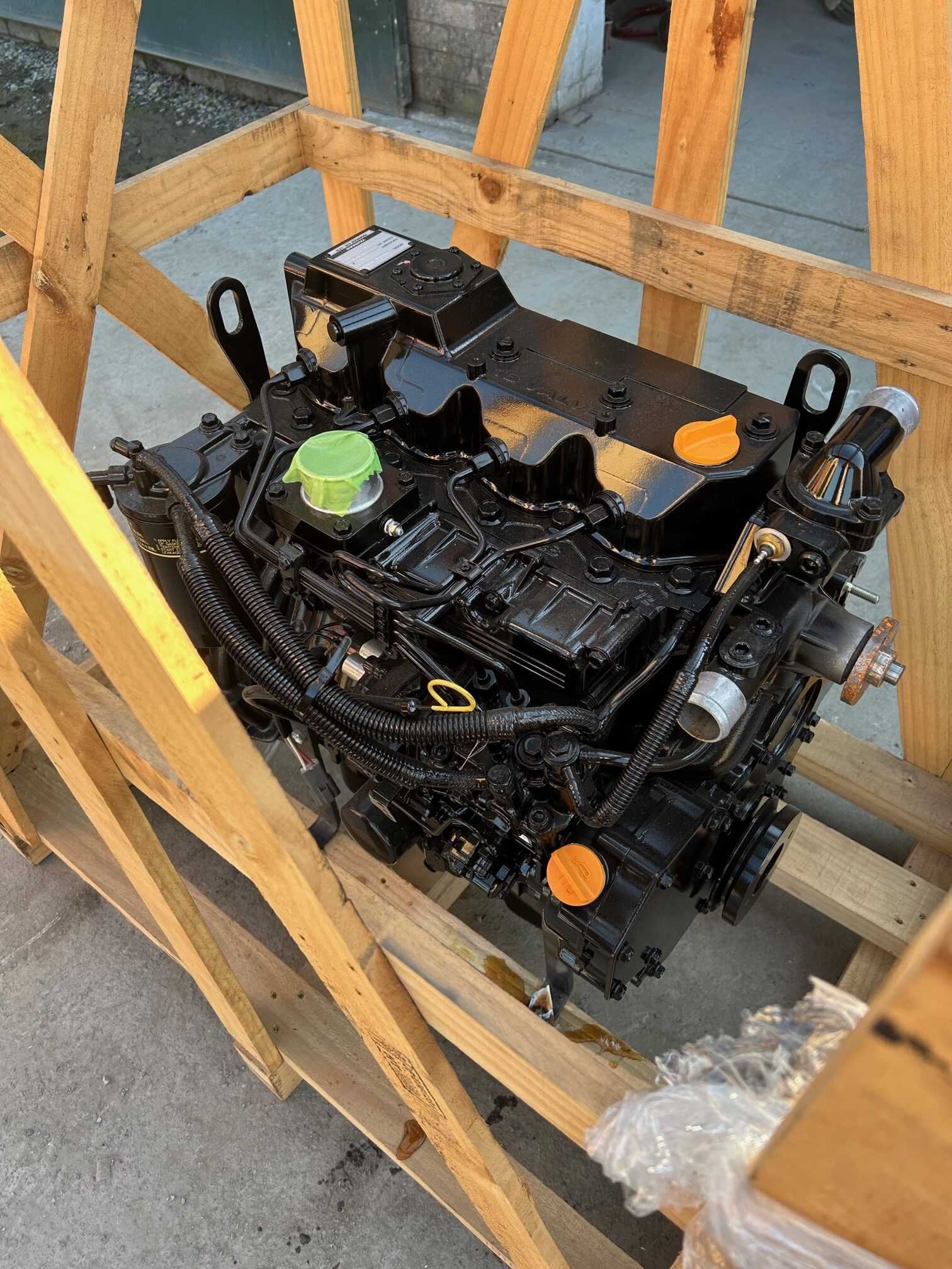 Motor Yanmar (NOU) - 4TNV88 , 3TNV82 ,3TNV88 , 3TNV76
